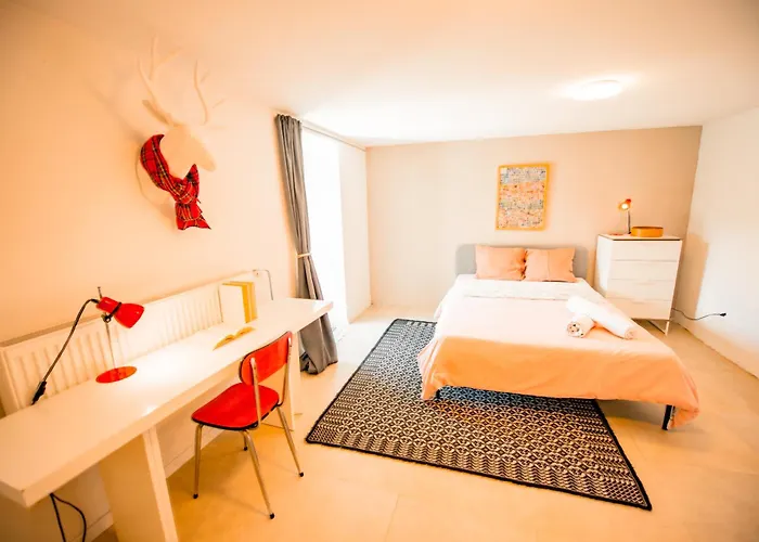 Βίλα En Plein Coeur De *